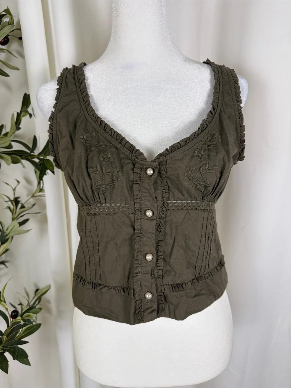 Free People Olive Green Ruffled Button Camisole Adjustable Tie Back Sz M (T6)